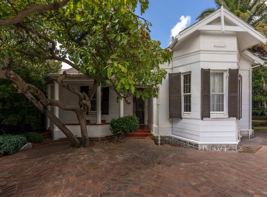 3 Bedroom Property for Sale in Oranjezicht Western Cape